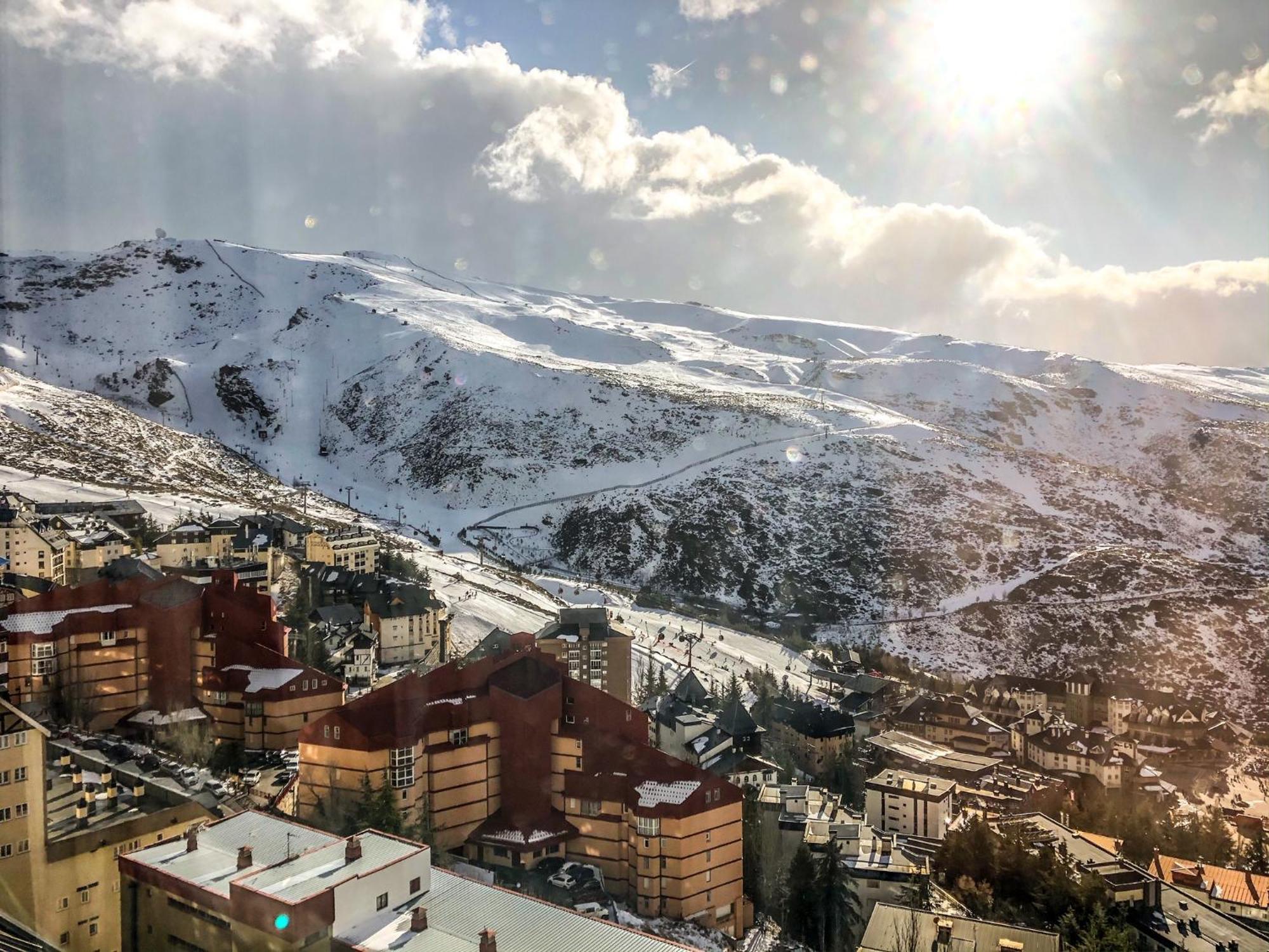 Imeda Apartamento Monte Oiz I-Ii سْييرا نيفادا المظهر الخارجي الصورة